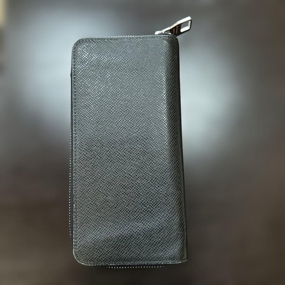 ルイ・ヴィトン　VERT TAIGA