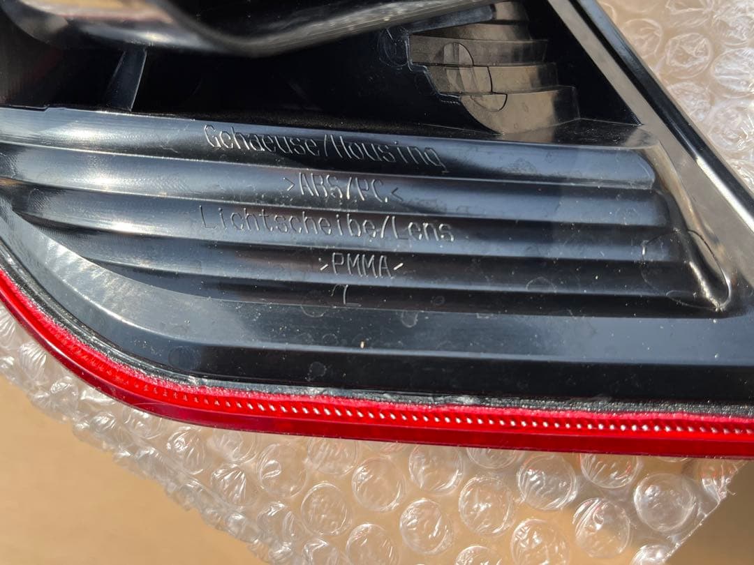 ポルシェ　テールランプ　左右