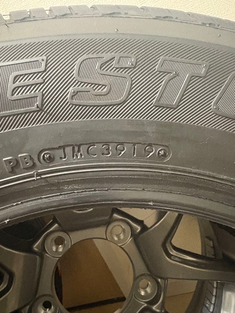 ジムニー 純正タイヤホイールセット　JB64 新車外し　スペアタイヤ付　引取り