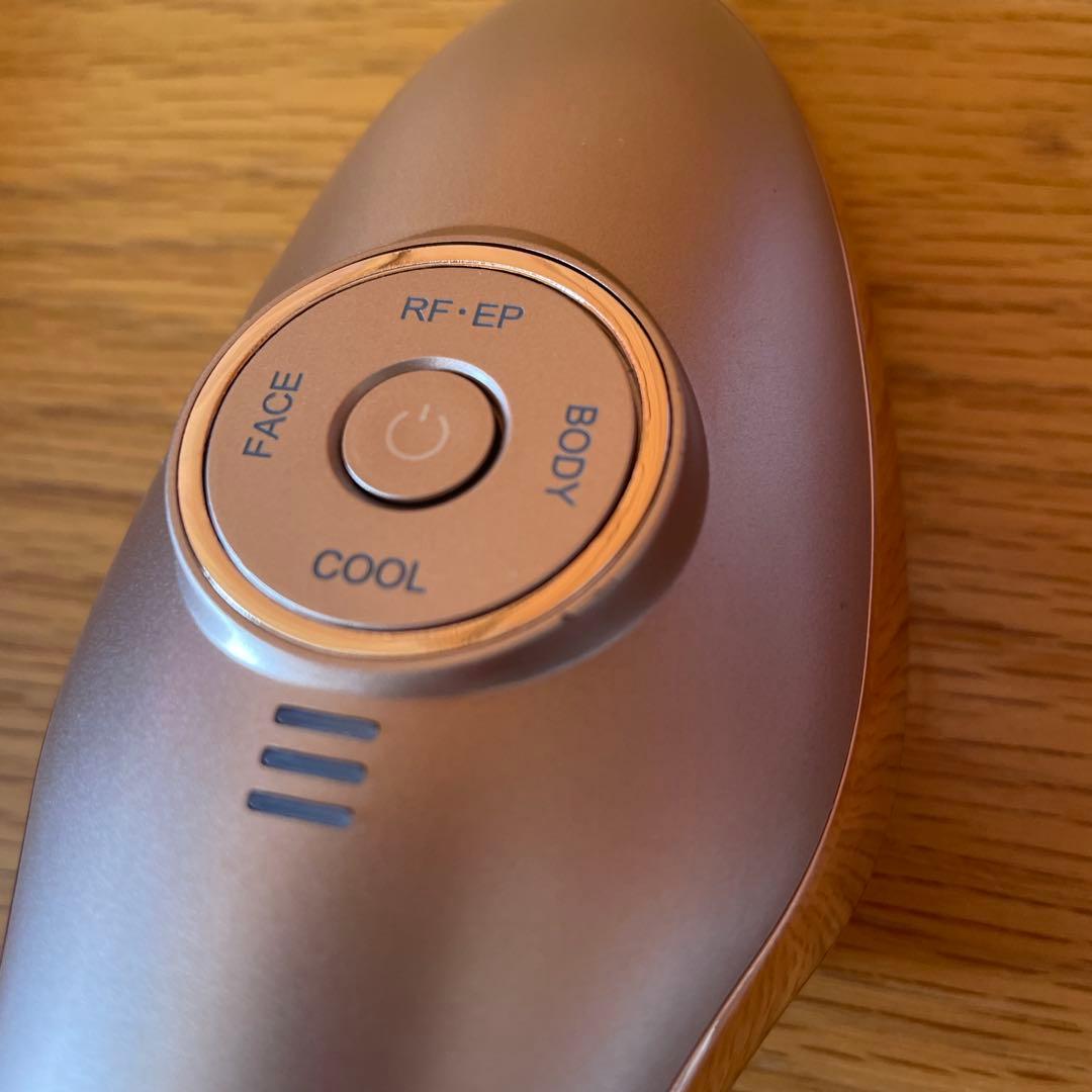 ME ラボンエクラ　ikkoプロデュース