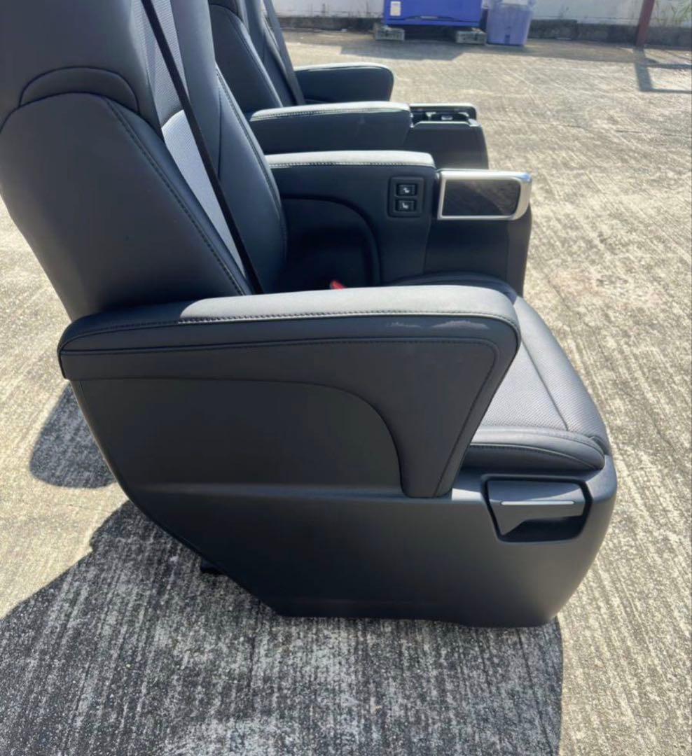 トヨタ アルファード 30系 AGH30/35/GGH30/35左右セット