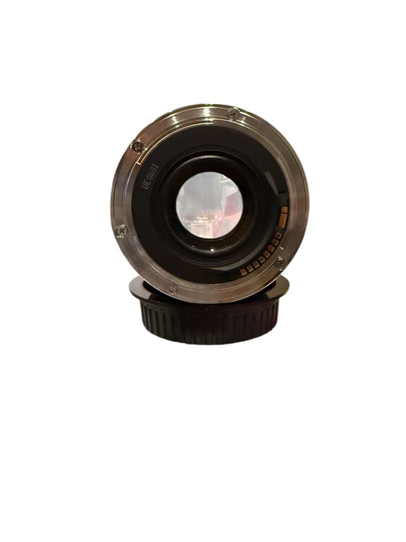 Canon EF 50mm f/2.5 コンパクトマクロレンズ