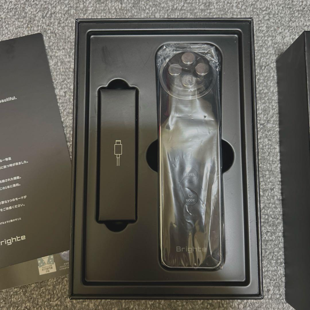 Brighte ELEKILIFTエレキリフト 美顔器