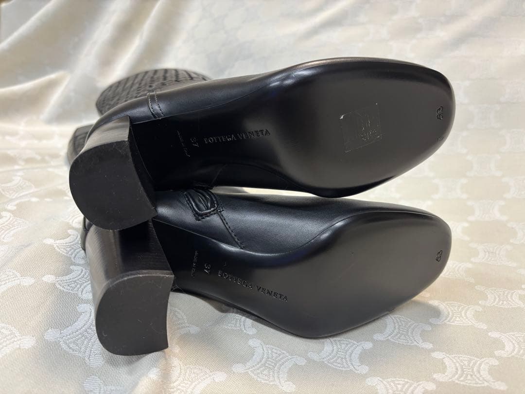 Bottega Veneta ボッテガヴェネタ　37 24cm 黒　新品　未使用