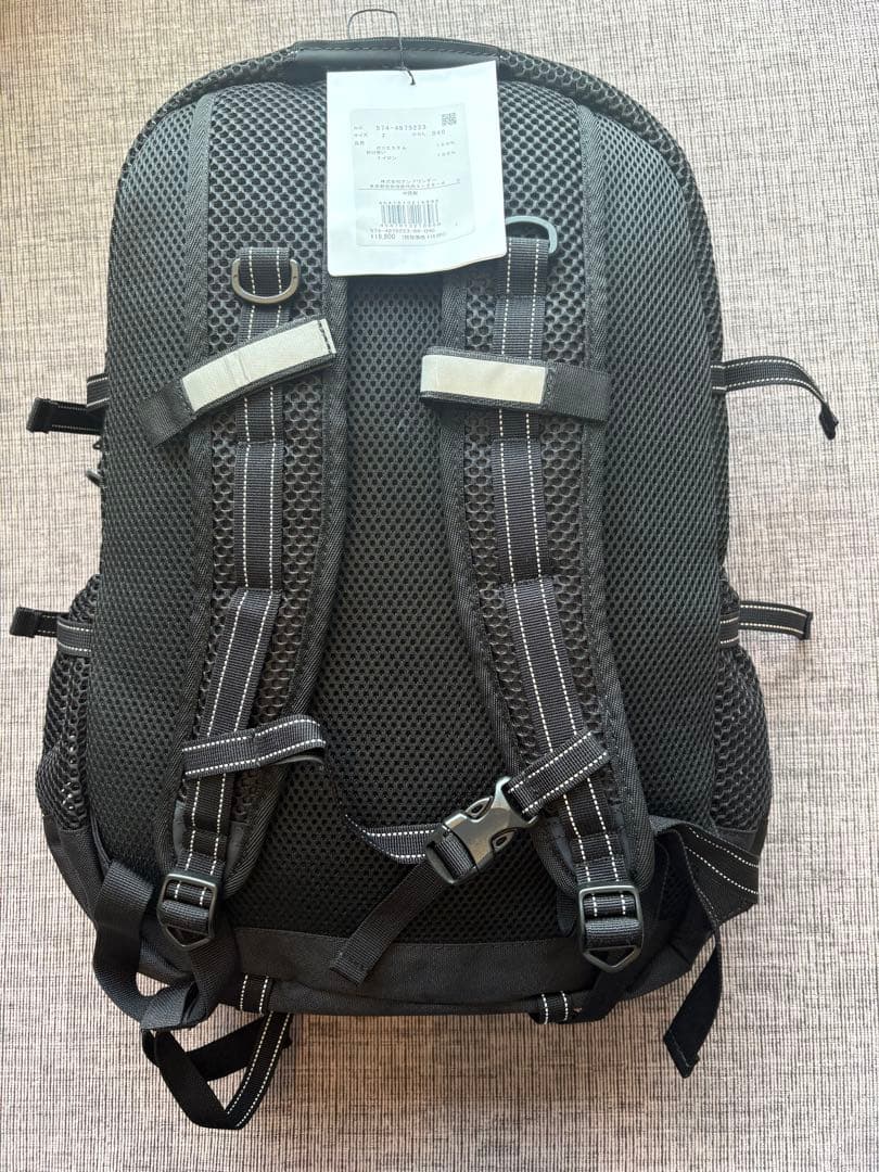 さ*り様 アンドワンダー And wander 3Dメッシュバックパック 黒の色