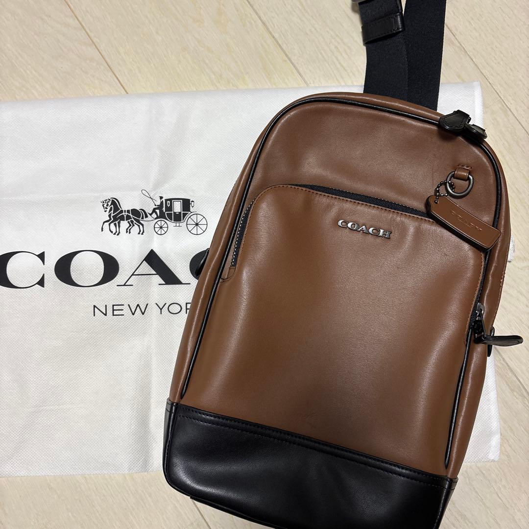 COACH メンズ　ボディバック　茶色 匿名配送