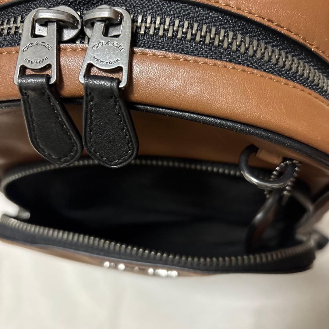 COACH メンズ　ボディバック　茶色 匿名配送