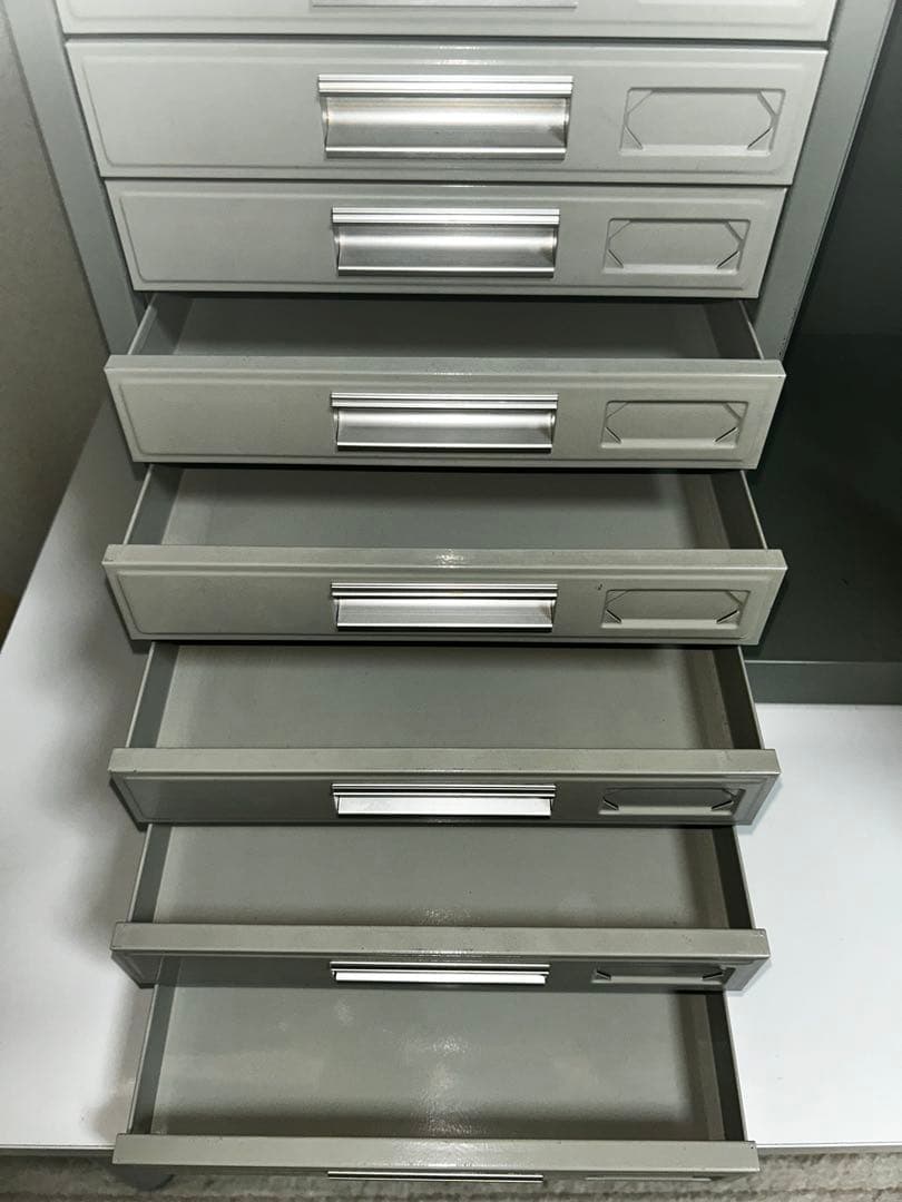 スチールレターケース　引出し10段+扉付棚　鍵無し