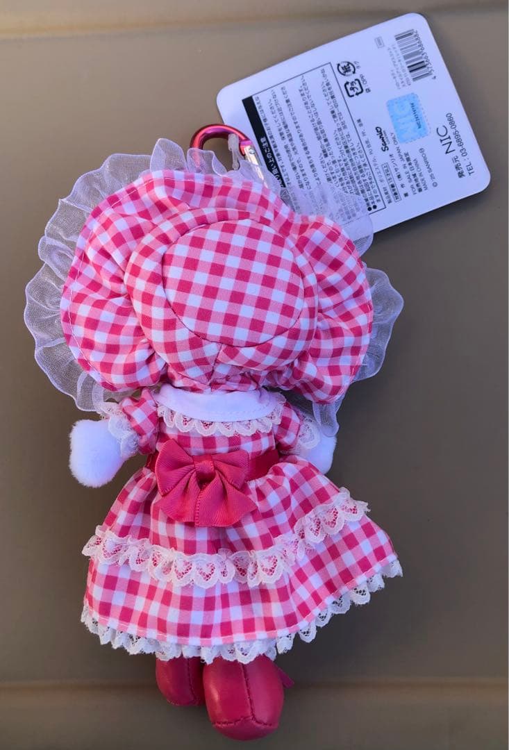 超お買得‼️正規品　新品　タグ付　ハローキティドレススタイルキーホルダー6set❣️