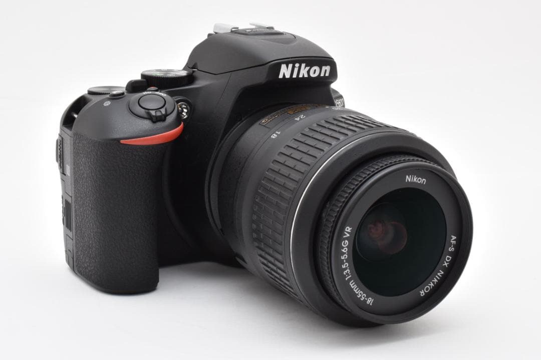 ショット数6976枚■美品■Nikon D5600 レンズキット