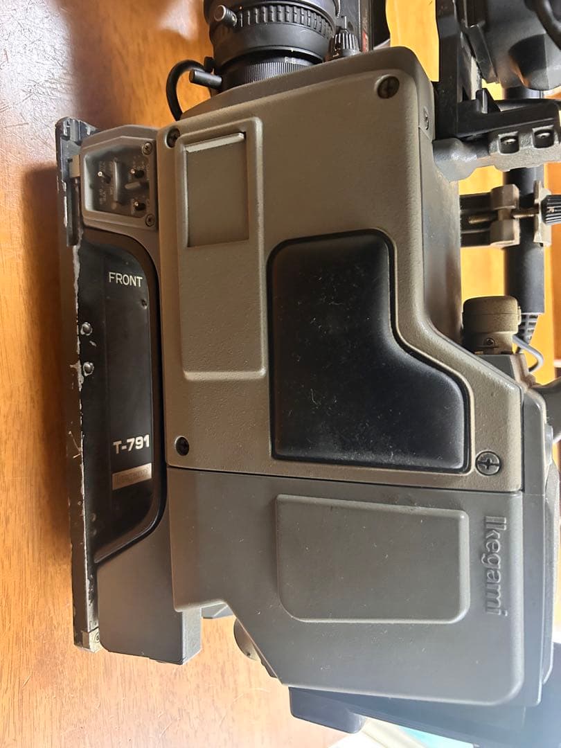 Ikegami HC-300 ビデオカメラ 本体