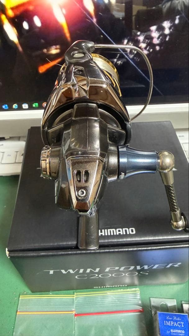 20ツインパワー　C2000S