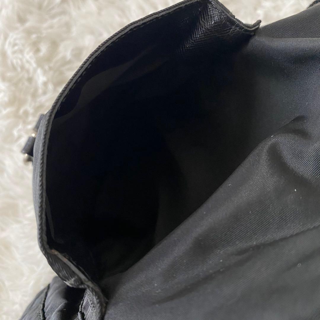 PRADA プラダ メッセンジャーバッグ 三角ロゴ ナイロン ブラック 白タグ