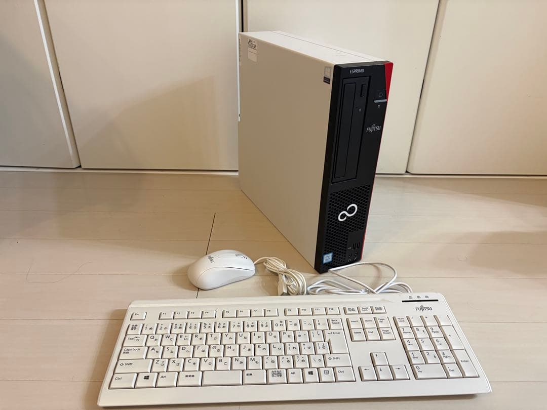 【美品】FUJITSU ESPRIMO D558/T デスクトップPC