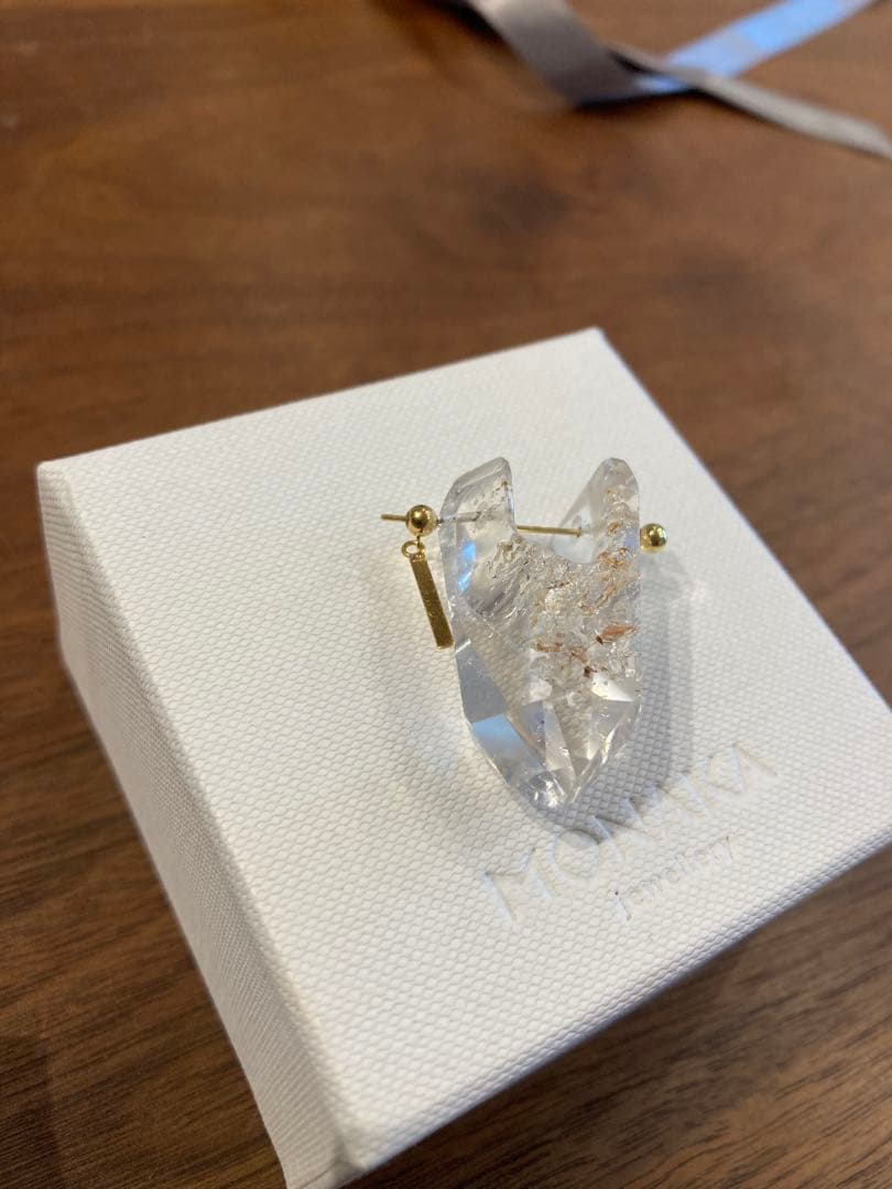 モナカ　ロックピアス　ガーデンクォーツ