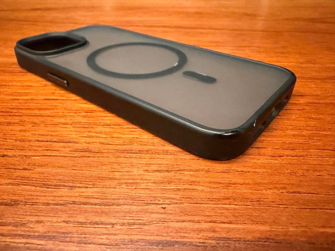 Apple iPhone 14 128G本体 画面ひび割れあり　ケースつき