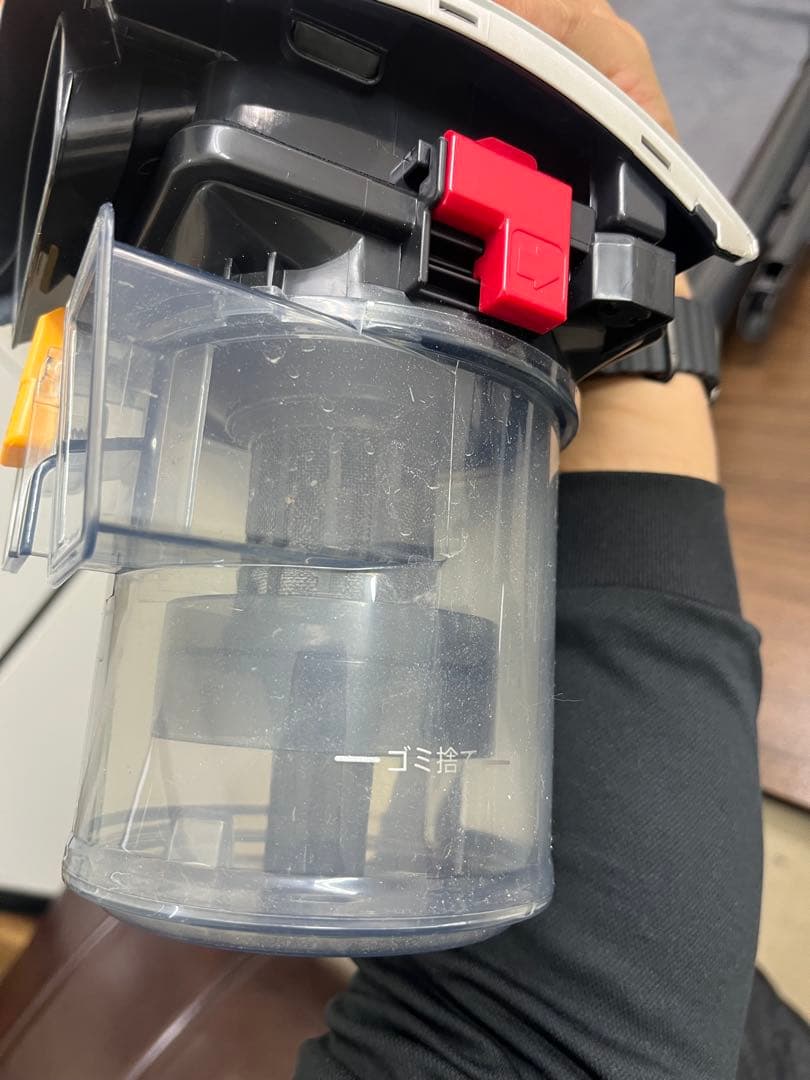 シャープ EC-U100 遠心分離キャニスター掃除機 サイクロン式 コード式　T