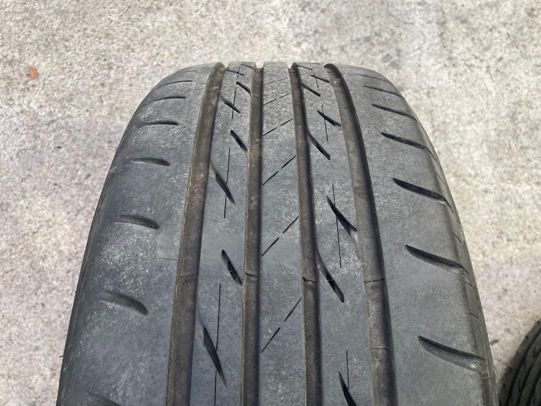 ロクサーニ　アルメイダ　18インチアルミホイル　1台分　225/45R18