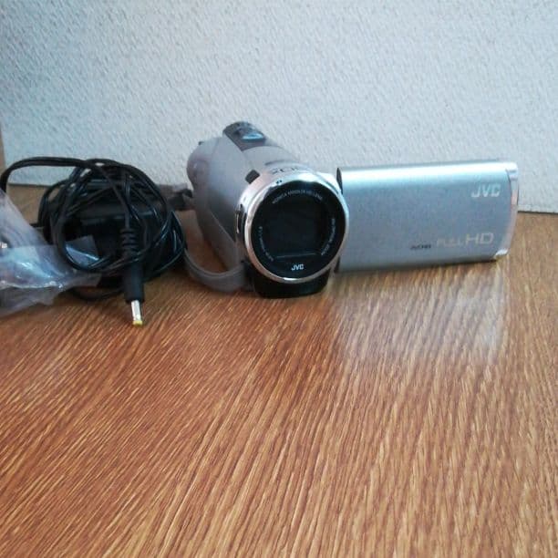 ハイビジョンメモリームービーeverio