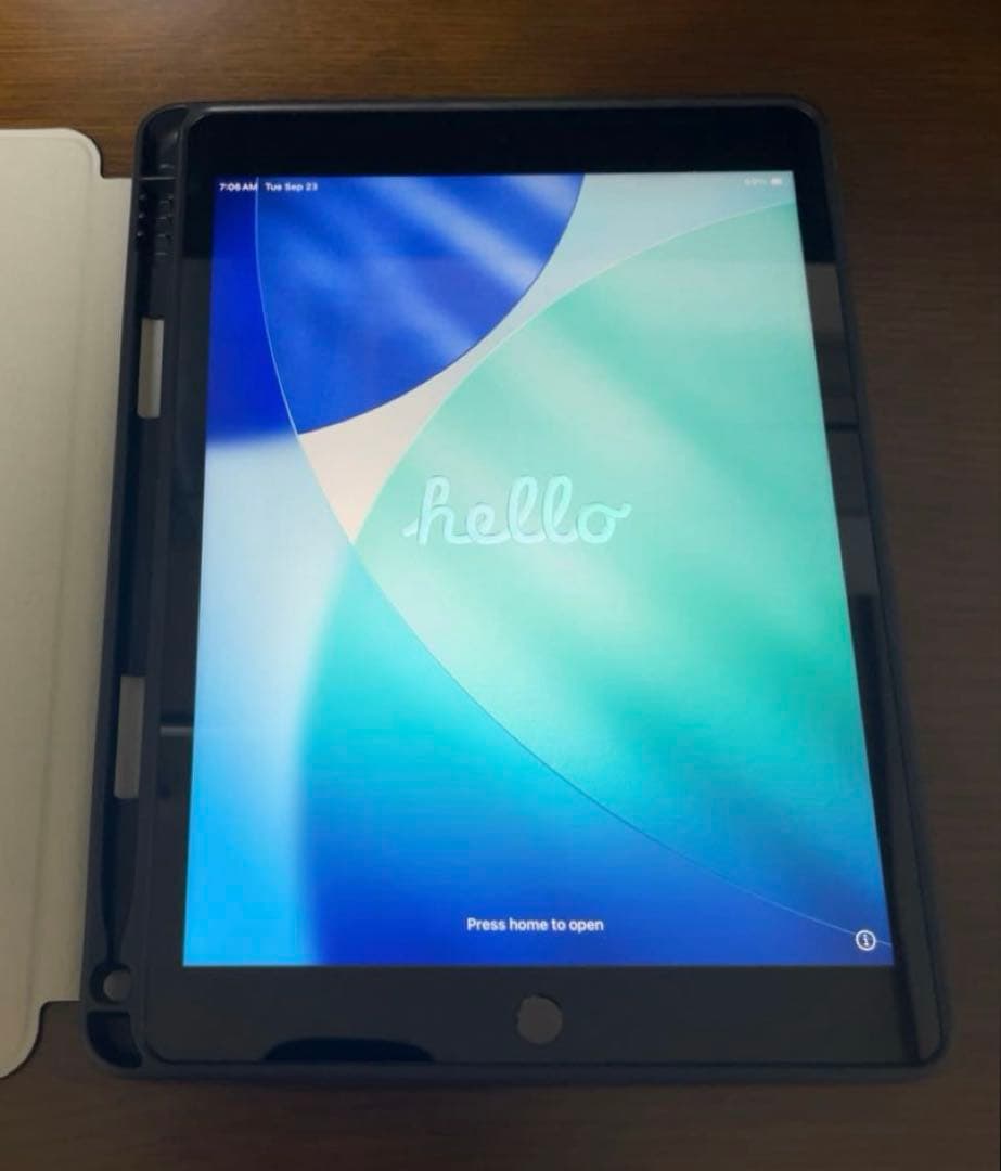 iPad(第9世代) 64GB Wi-Fiモデル　シルバー　バッテリー最大92%