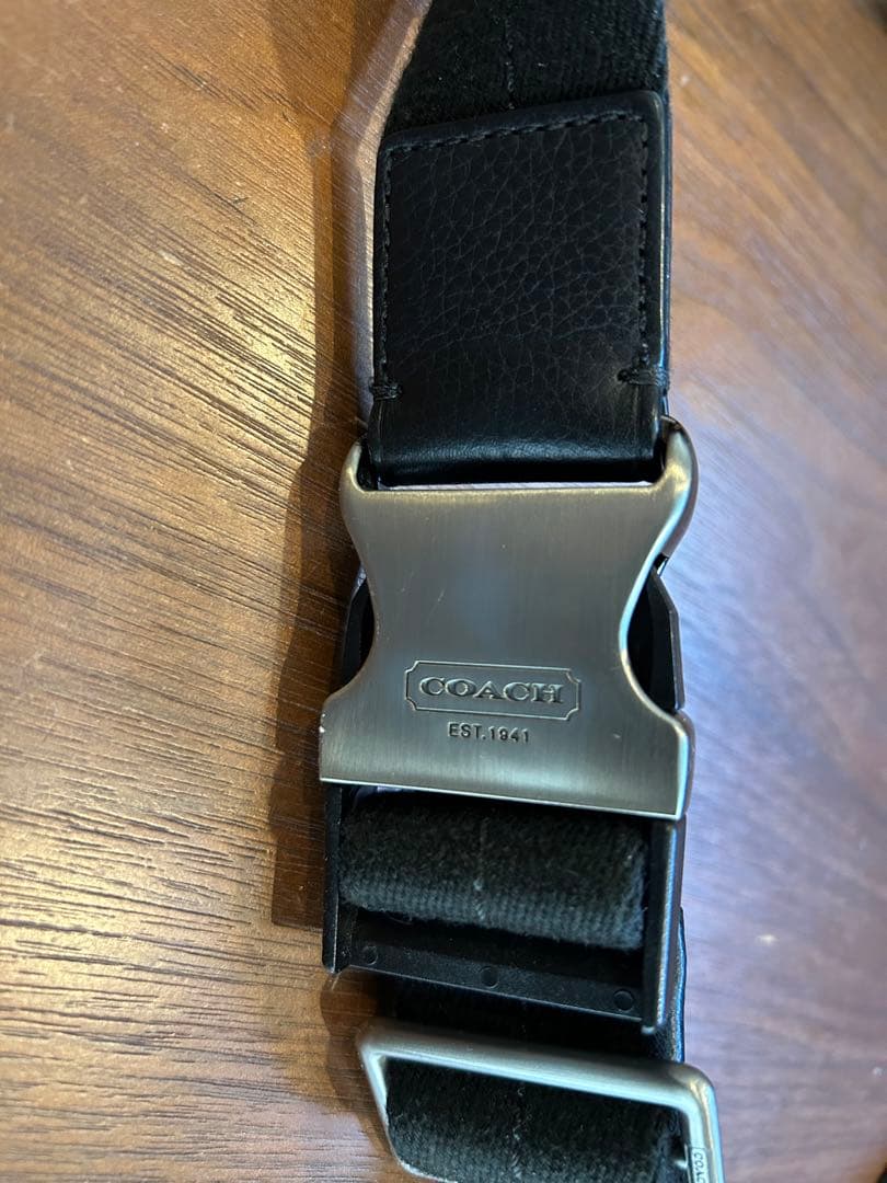 COACH ブラック　ボディバッグ　ウエストポーチ　ショルダーバッグ　コーチ