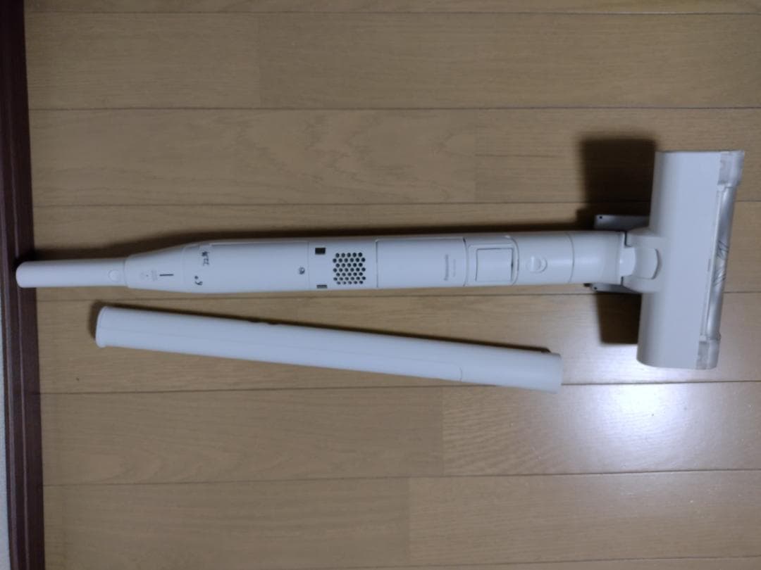 パナソニック★掃除機★MC-NS10K★2022年製★バッテリー新品と同等★4