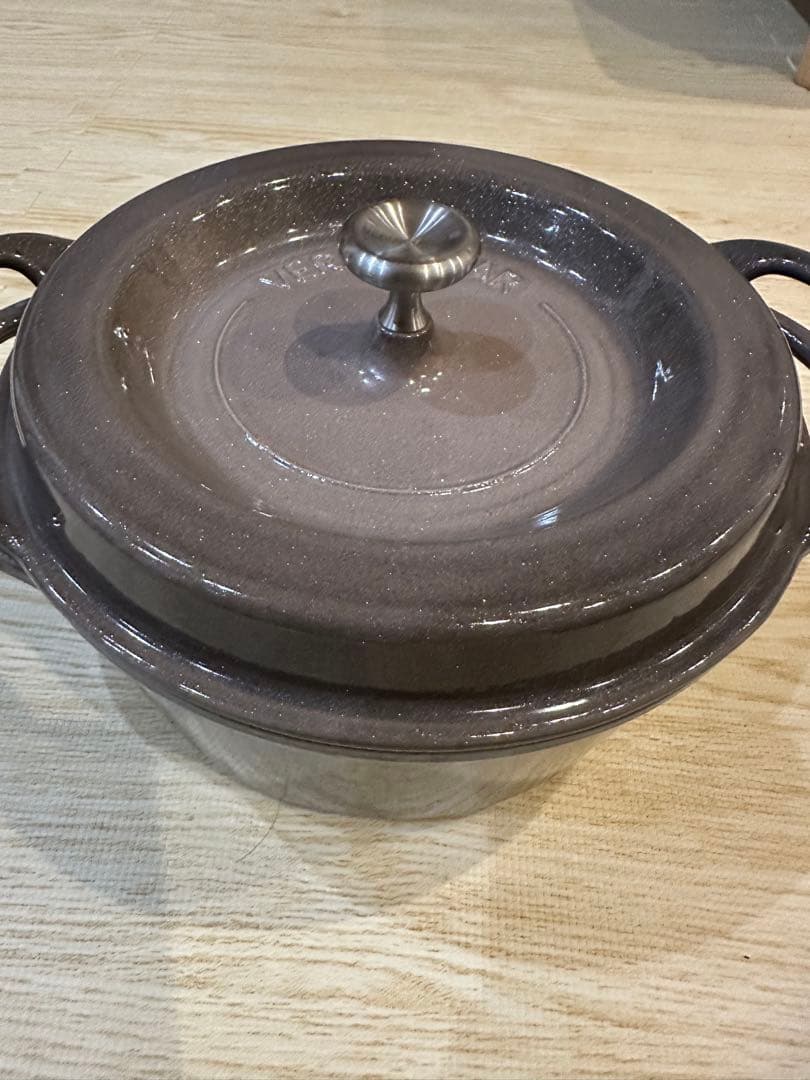 VERMICULAR オーブンポットラウンド　22cm パールブラウン　両手鍋