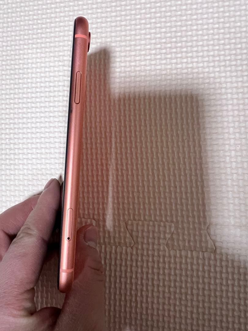 iPhone XR 128GB コーラル 本体 SIMロック解除