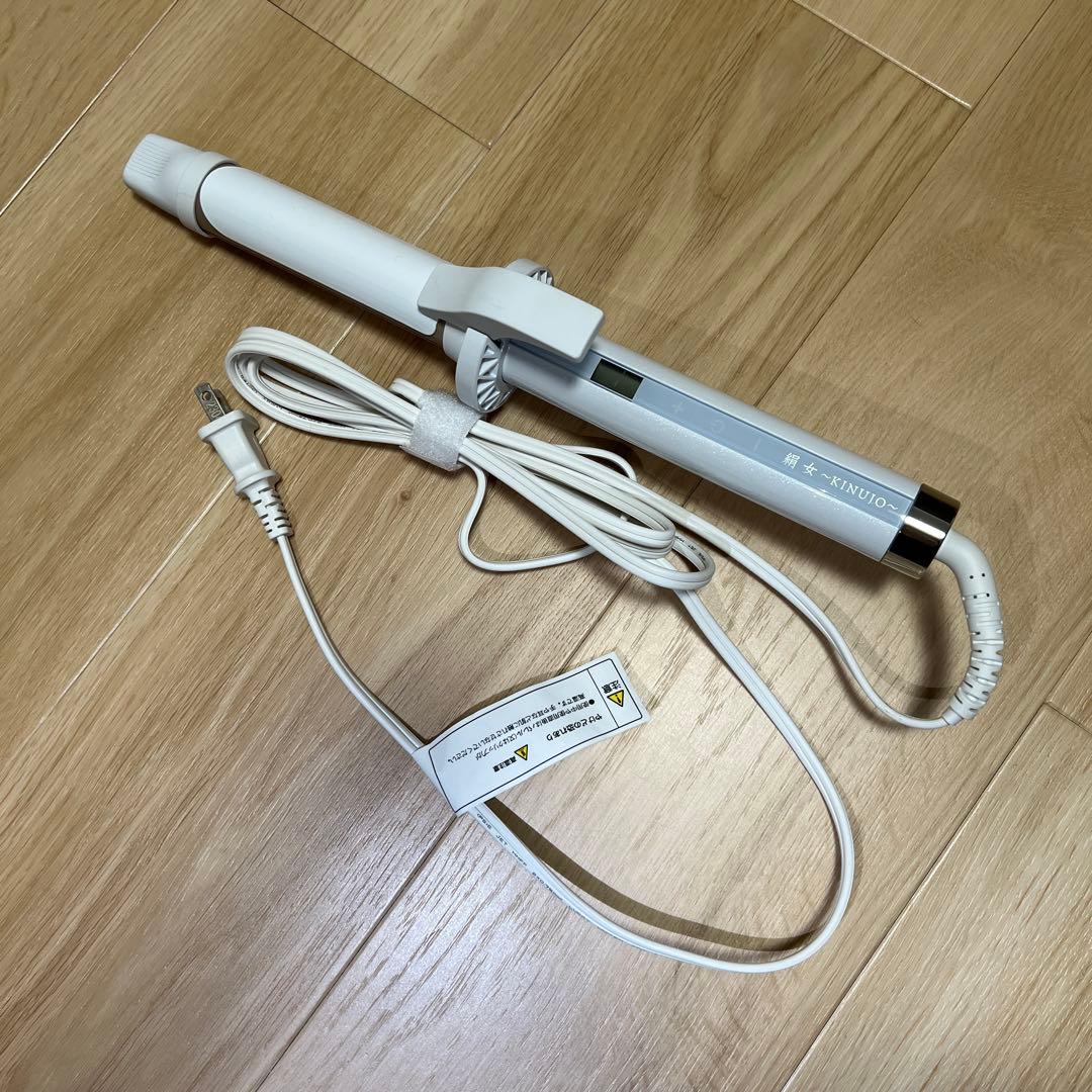 絹女 -KINUJO- カールアイロン 28mm