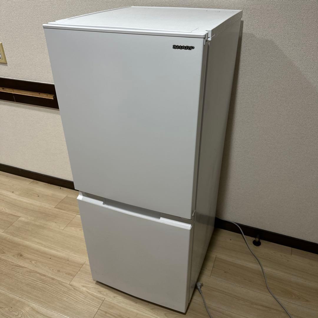 ホワイト上下二段式冷蔵庫