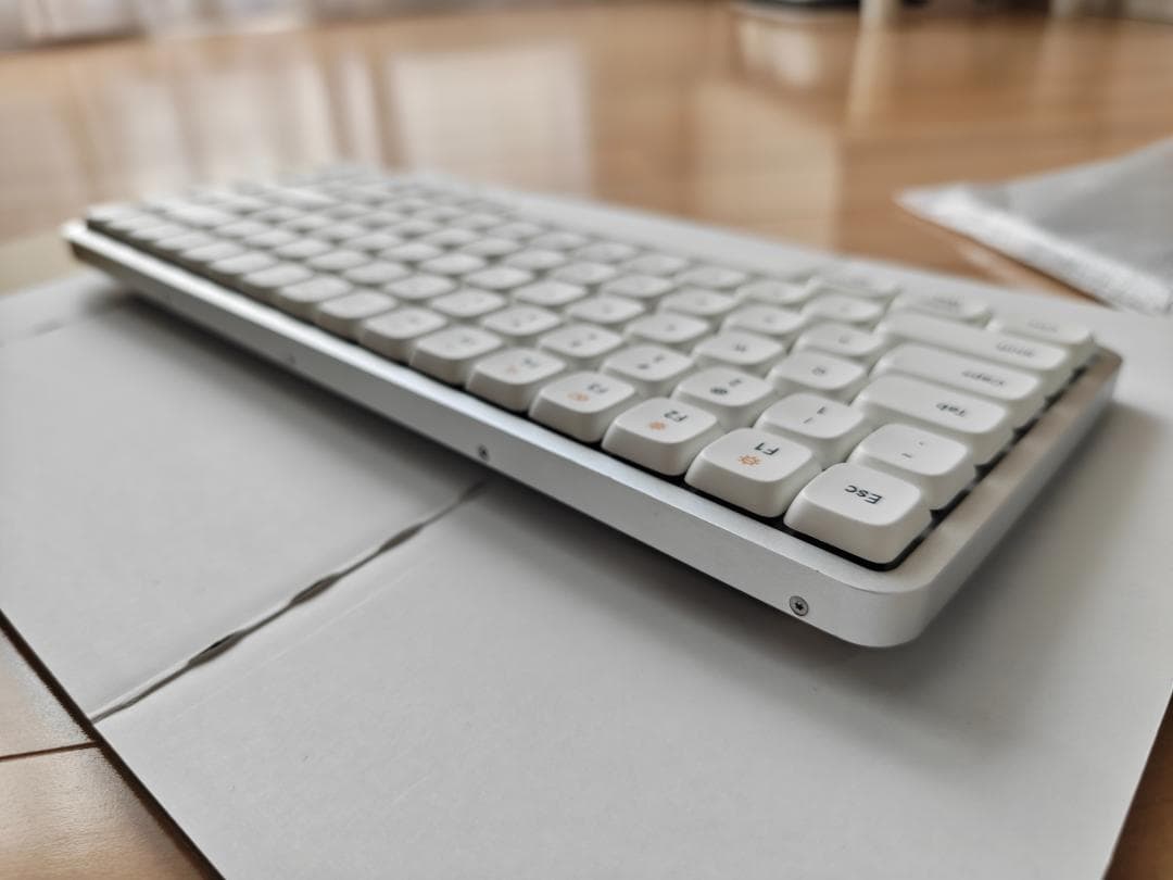 Lofree Flow 84 ホワイト phantom軸 タクタイル