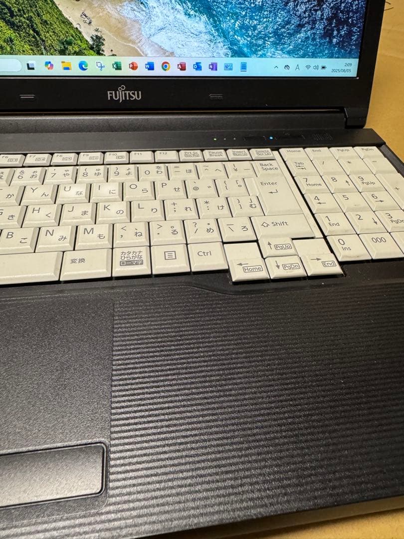 富士通 A576/PX Win11 SSD128GB メモリ8GB