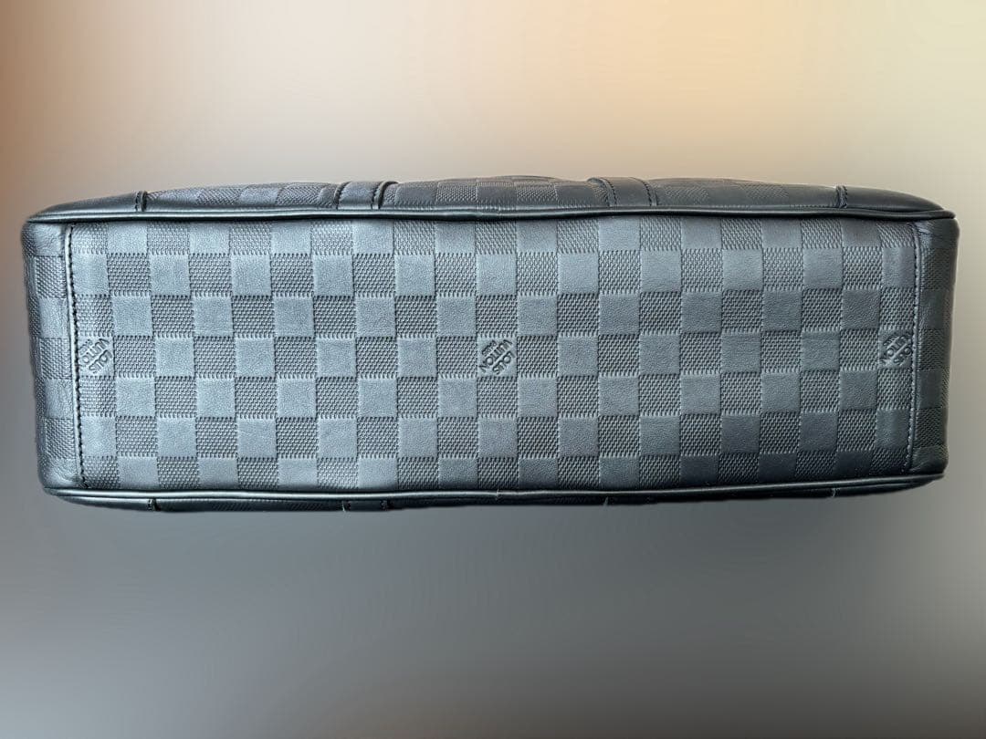 【極美品】ルイヴィトン ダミエ アンフィニ GM N41147 黒