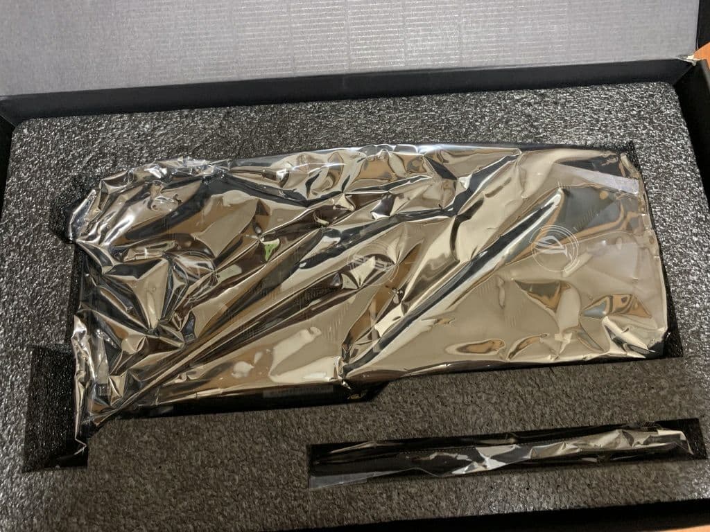 ASUS NVIDIA RTX2080Ti 搭載 トリプルファンモデル