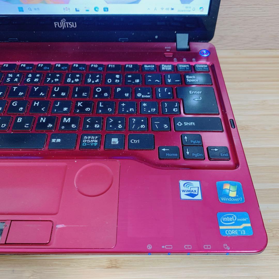 カメラ付PC✨ノートパソコン　windows11✨オフィス付き✨薄型　軽量✨美品