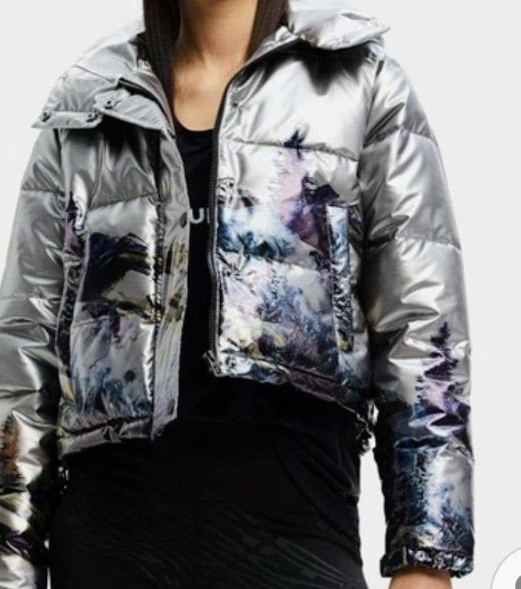 美品 Desigual デシグアルメタリックショートパデッドジャケット 短丈