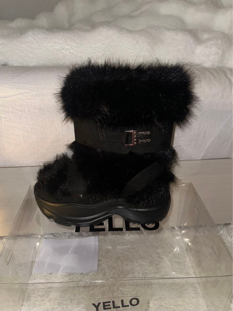 YELLOW ファーブーツ Lサイズ