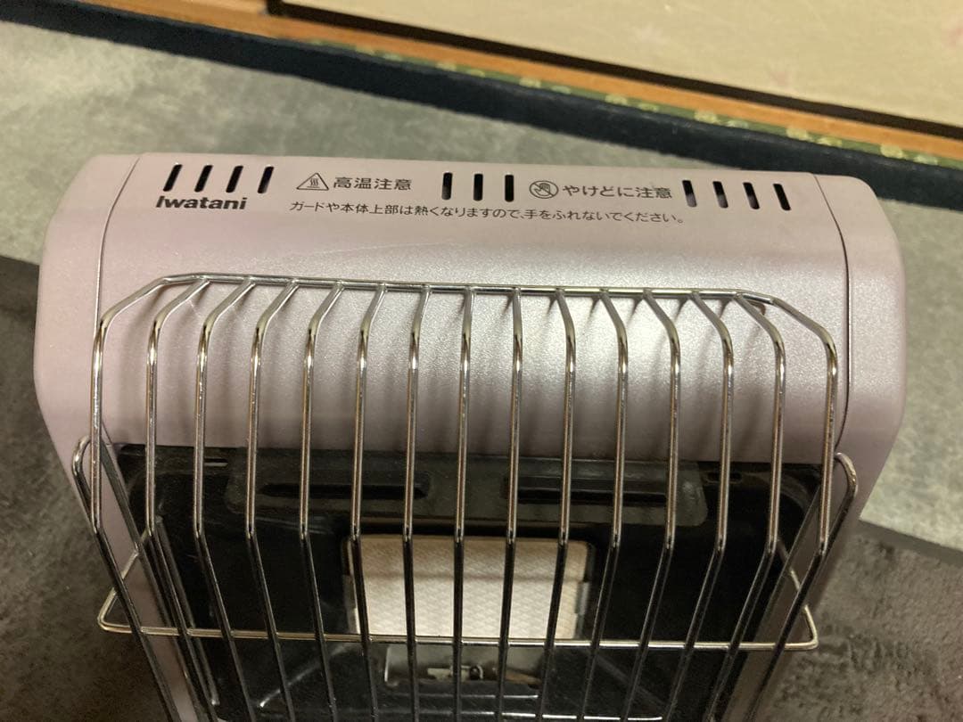 イワタニ　カセットガス式ストーブ