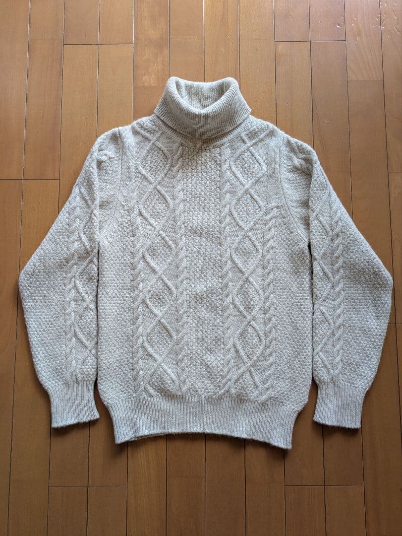 英国伝統 最上級素材 William Lockie タートルネック ニット