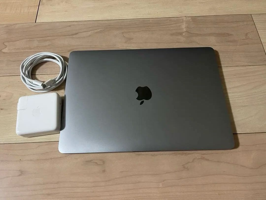 【こもり】MacBook Pro 13インチ M1 16GB 1TB