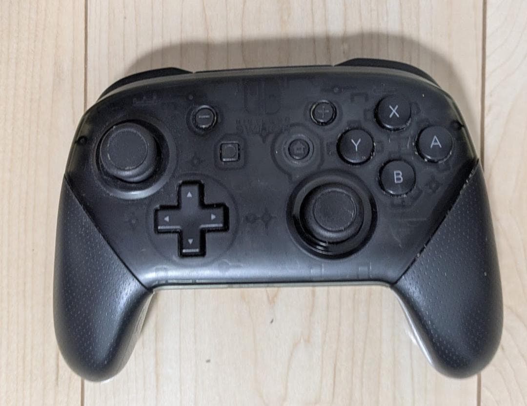 Nintendo Switch 本体 プロコン付き　ジョイコン無し