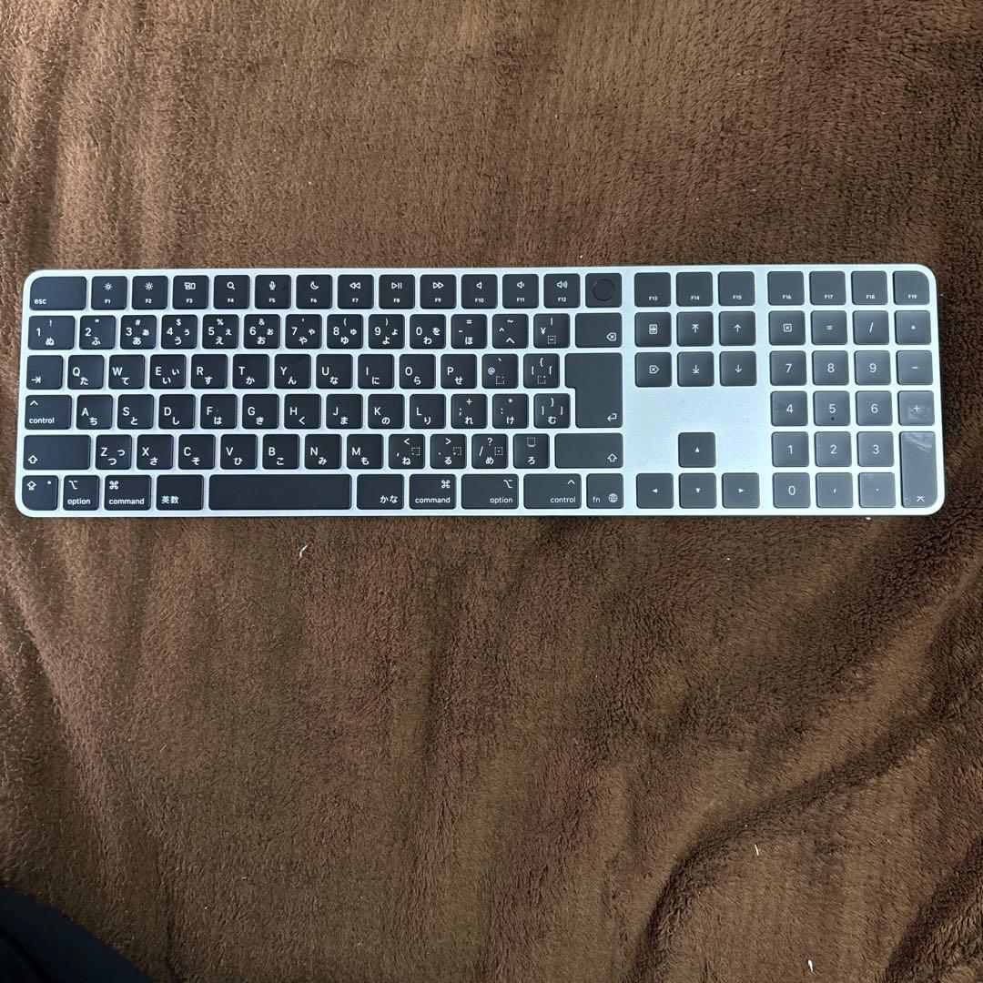 キーボード Apple Touch ID Magic Keyboard