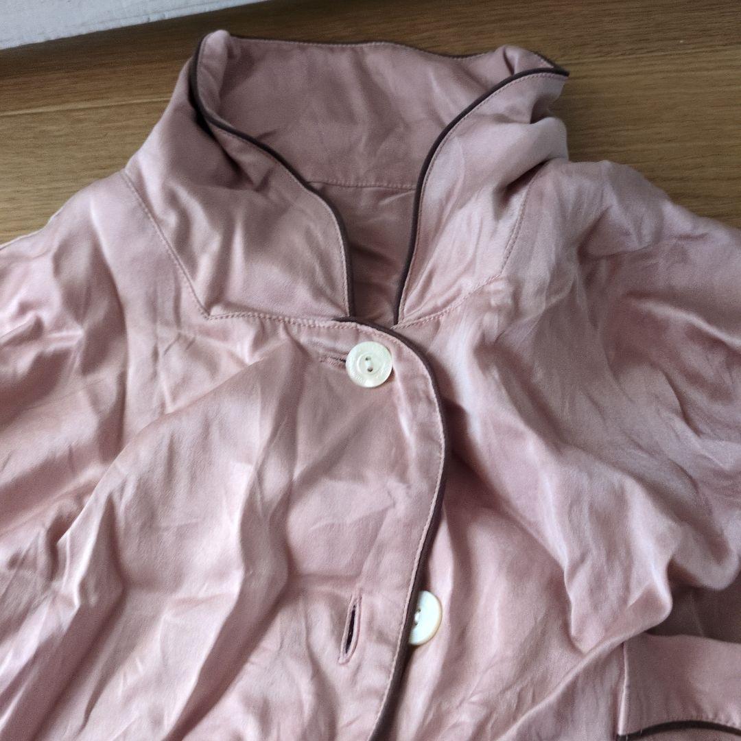 薄いピンク　シルク100% パジャマセット