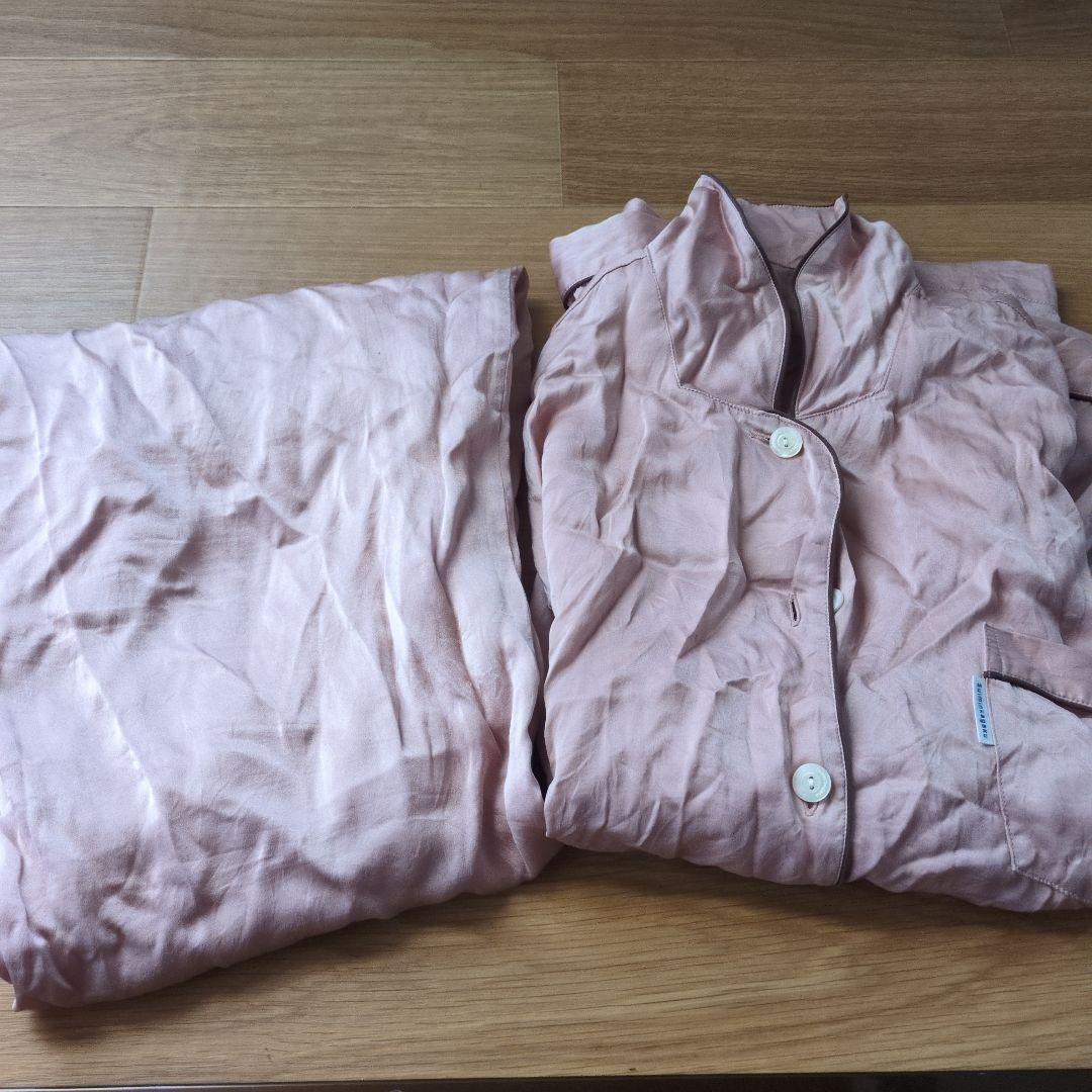 薄いピンク　シルク100% パジャマセット