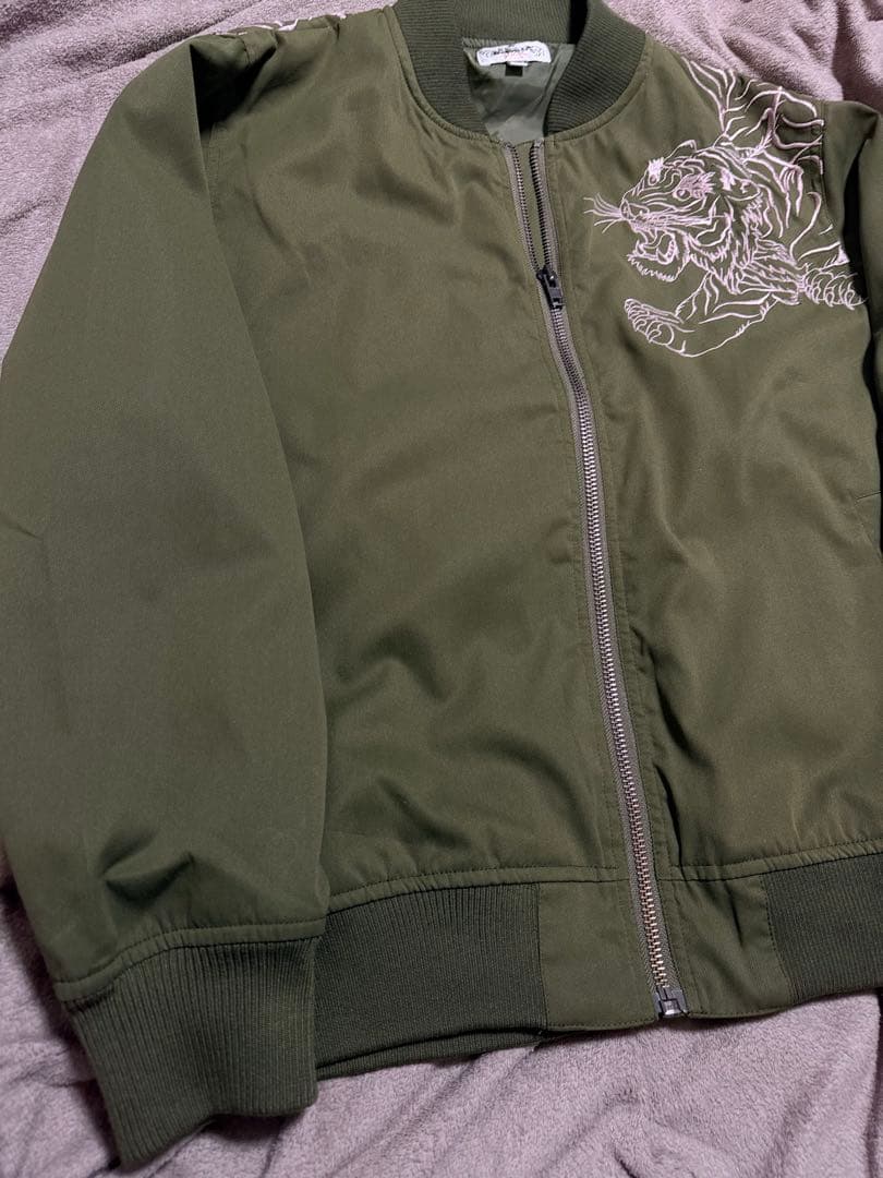 未使用近 絡繰魂 虎 日本限定 スカジャン MA-1 unisex kaki