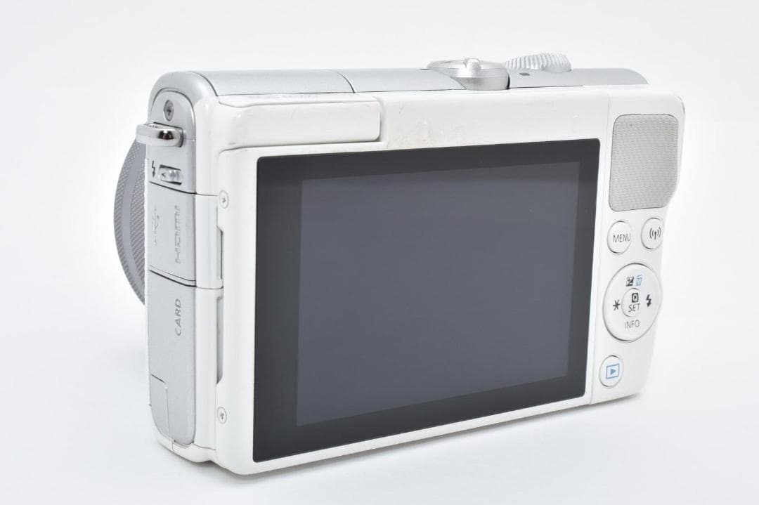 美品 Canon EOS M3 レンズキット★WIFi搭載&高画質タッチパネル★