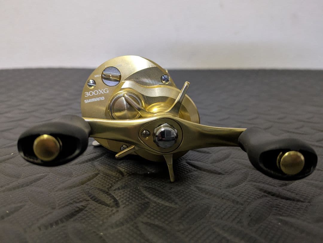 リール SHIMANO CALCUTTA CONQUEST MD 300XG