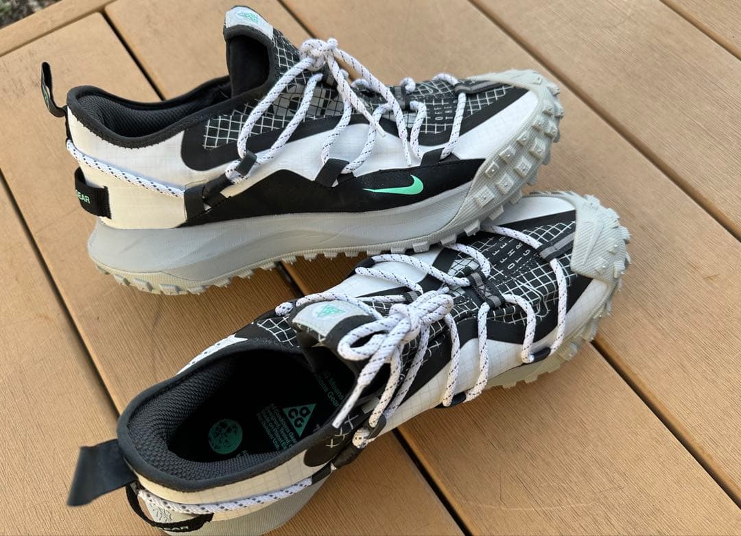 ナイキ NIKE ACG【ほぼ新品】マウンテンフライFLY LOW SE