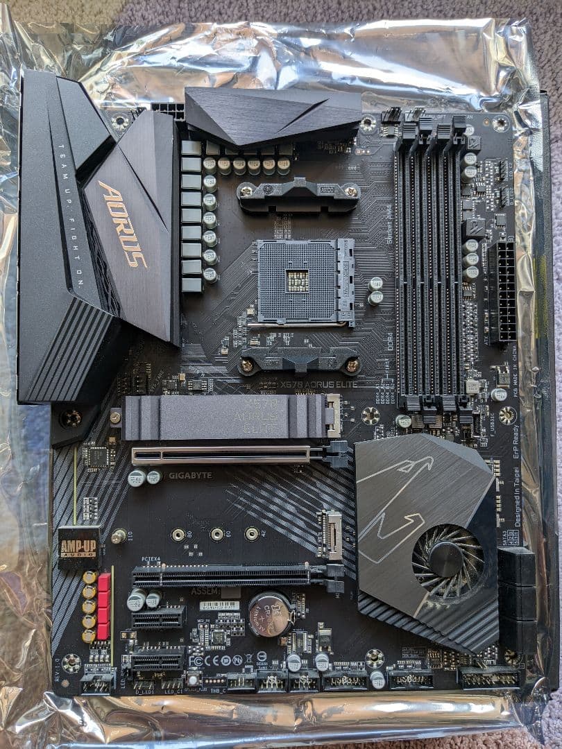 Ryzen 7 3700X、X570 マザーボード、16GB DDR4 セット