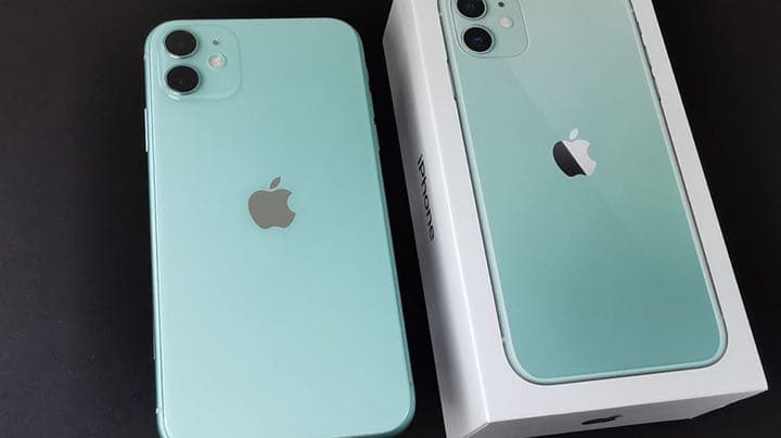 iPhone 11 未使用品　64 GB SIMフリー業者のガラスコーティング済